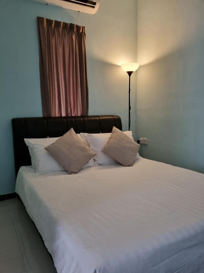 Seven Stones Langkawi Bed and Breakfast Pantai Cenang  Exteriör bild